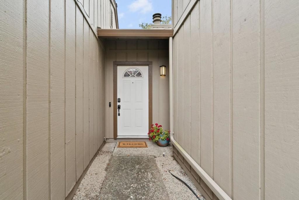 6122 Sheraton Place Property Photo 29