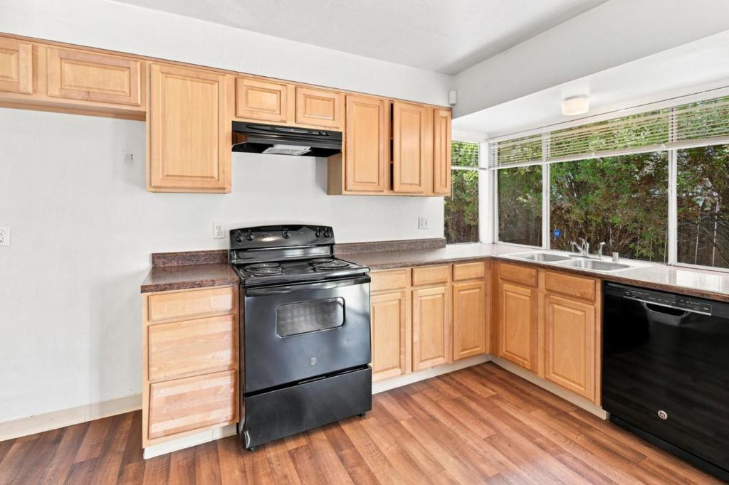 2338 Bobwhite Court Property Photo 12
