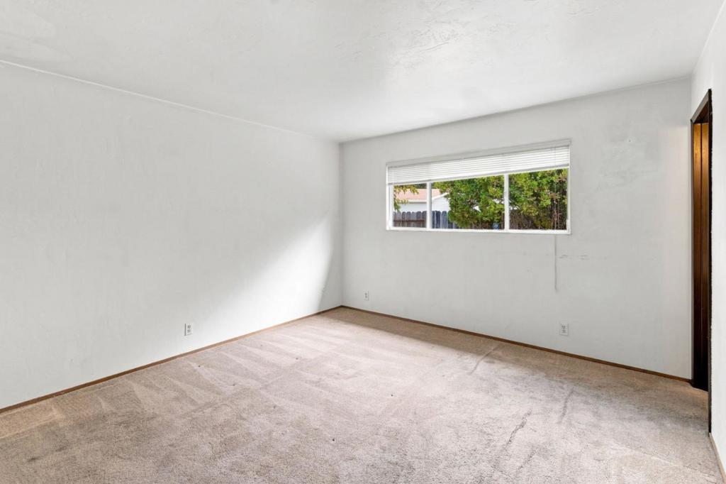 2338 Bobwhite Court Property Photo 23