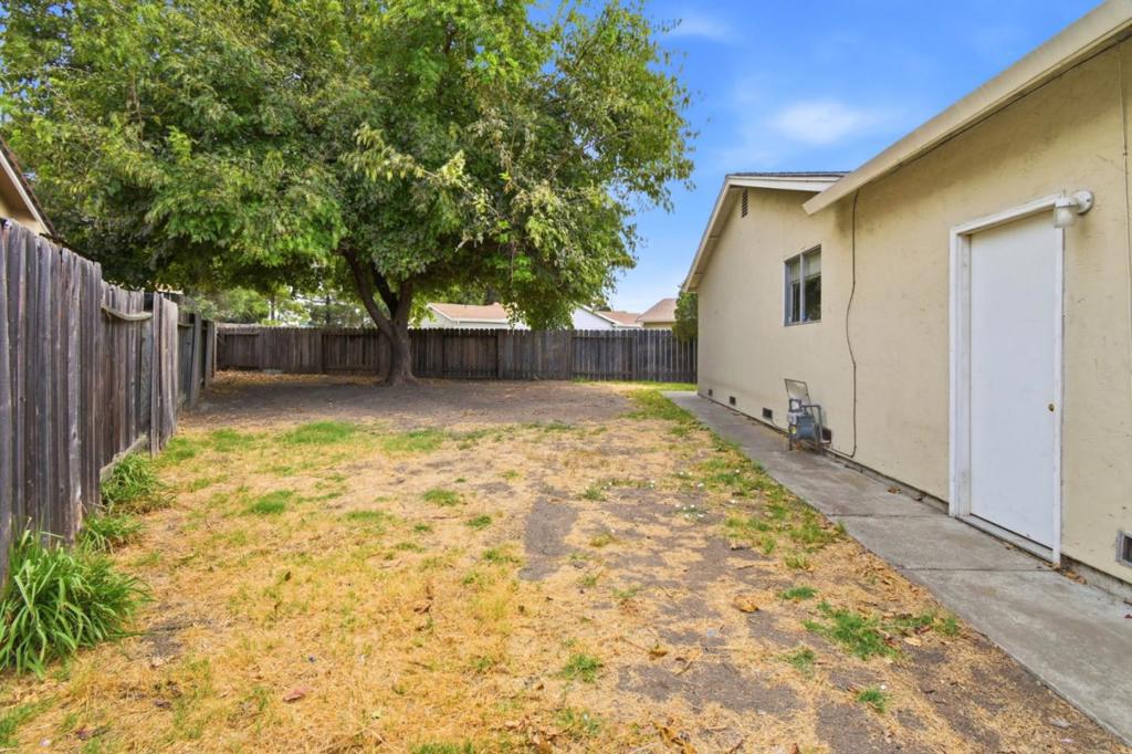 2338 Bobwhite Court Property Photo 34