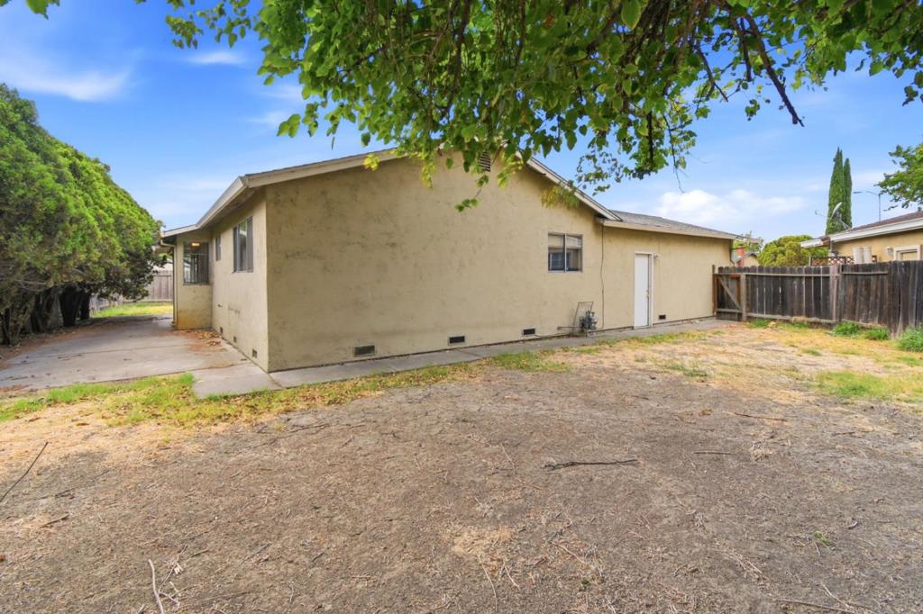 2338 Bobwhite Court Property Photo 35