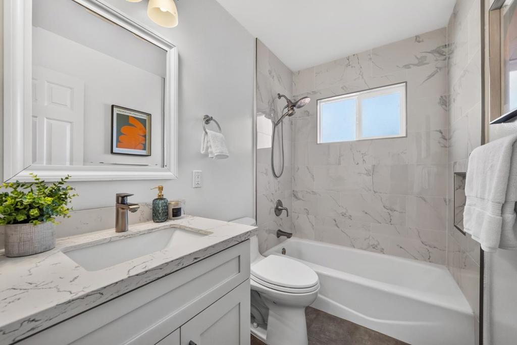 160 Gilbert Avenue Property Photo 27