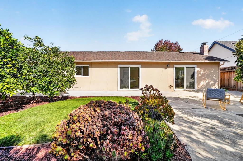 160 Gilbert Avenue Property Photo 38