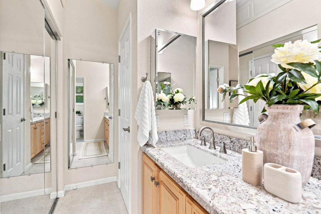 6568 Broadacres Drive Property Photo 36