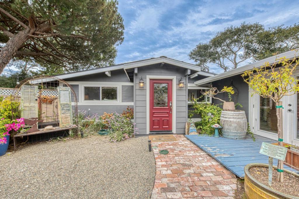 26085 S Carmel Hills Drive Property Photo 1