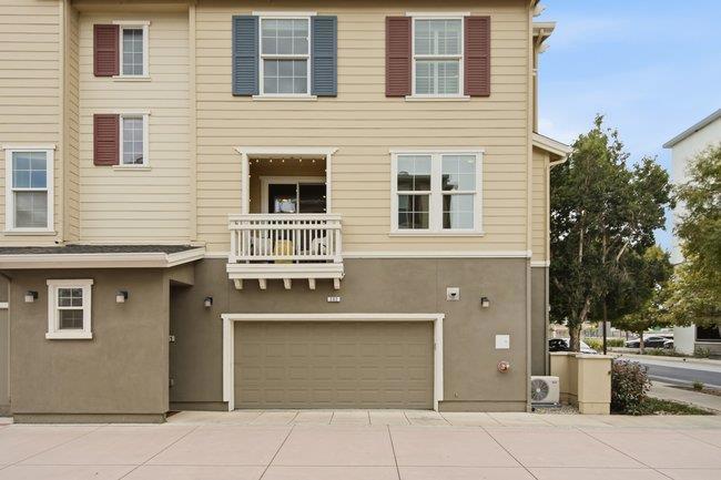 631 True Wind Way 202 Property Photo 3
