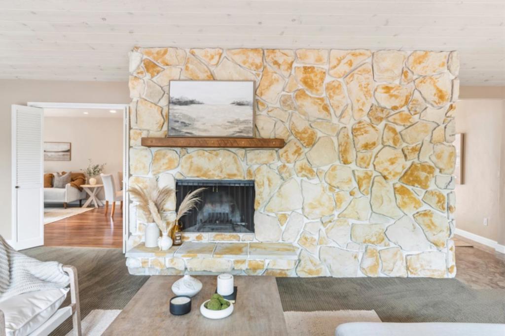 ML82059558 Property Photo 22