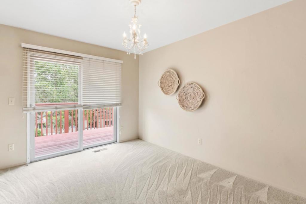 ML82059558 Property Photo 26