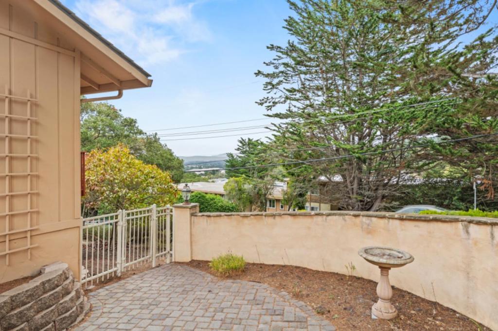 ML82059558 Property Photo 40