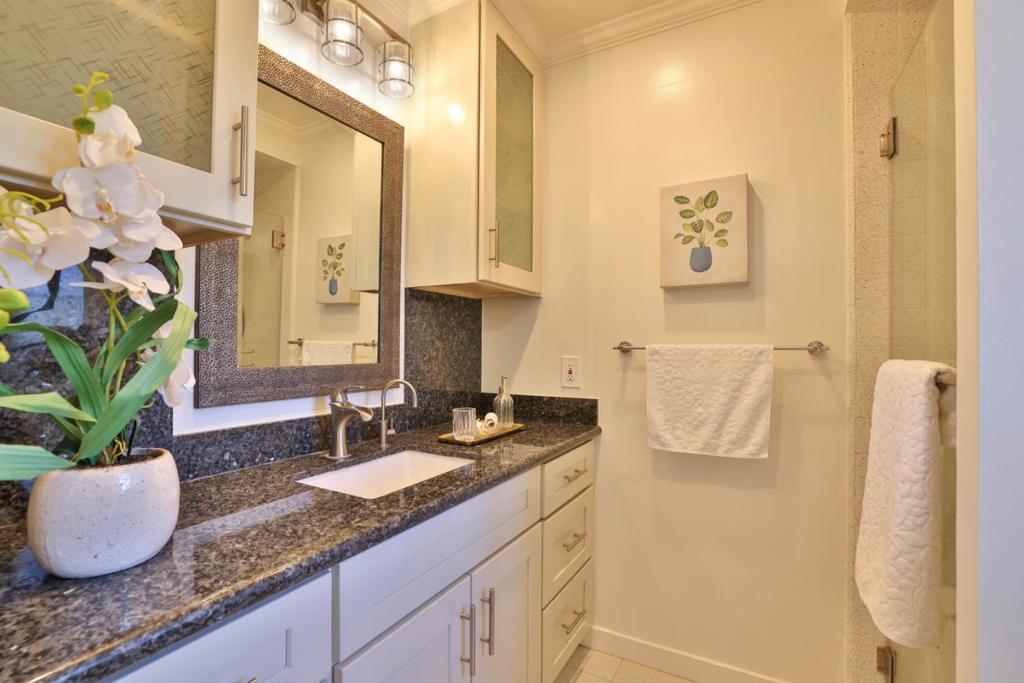 1781 Albert Avenue Property Photo 21