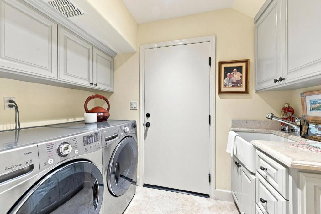 1252 Sharon Park Drive Property Photo 34