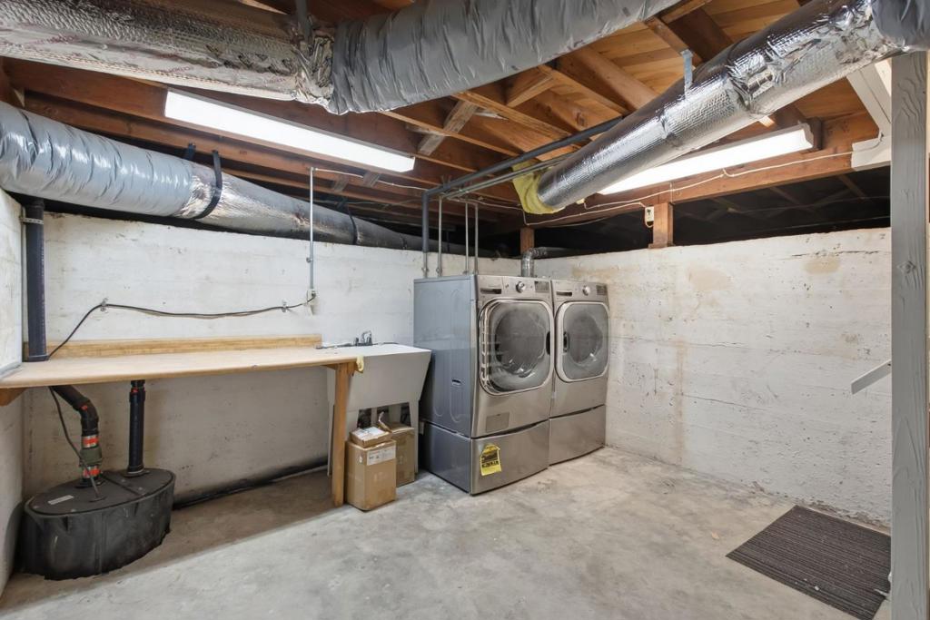 591 Sierra Property Photo 27
