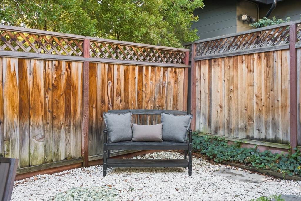 591 Sierra Property Photo 29