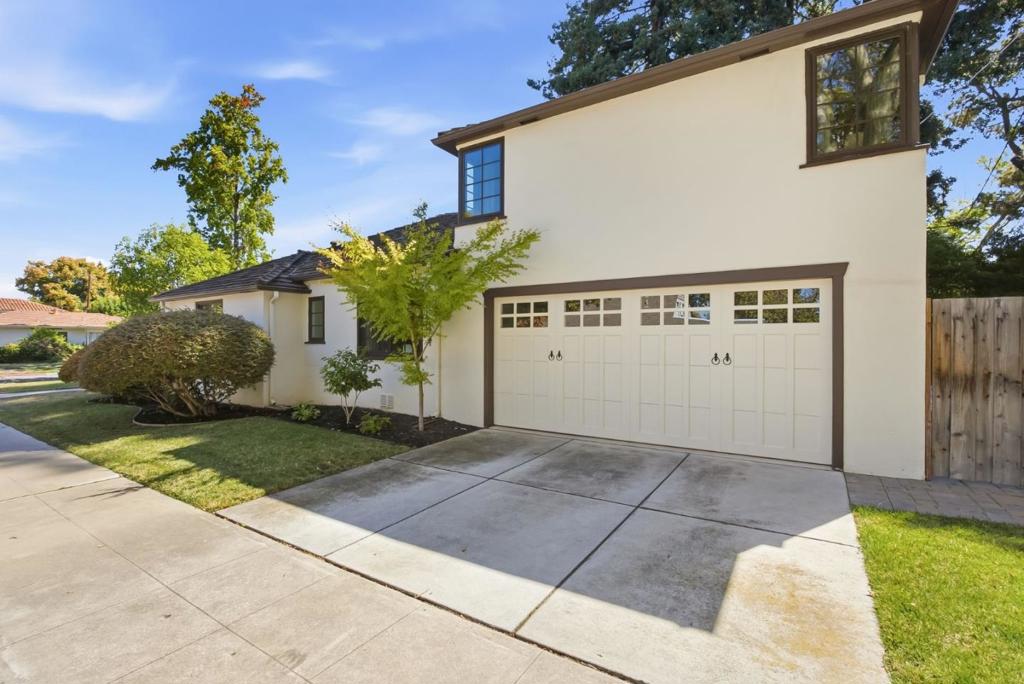 591 Sierra Property Photo 37