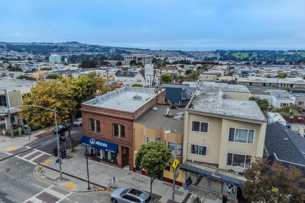 65846582 Mission Street Property Photo 32