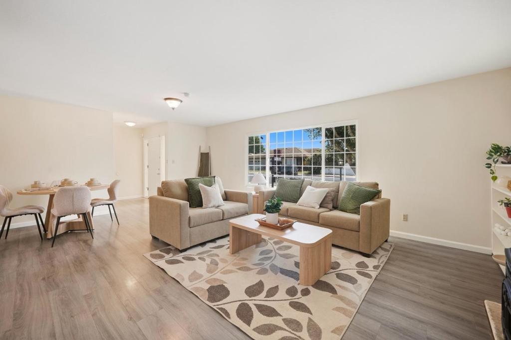 56 Bundeson Drive Property Photo 6