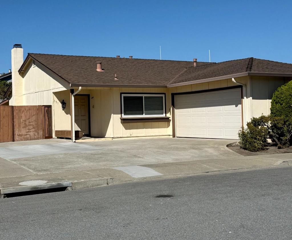 151 Winchester Court Property Photo 1