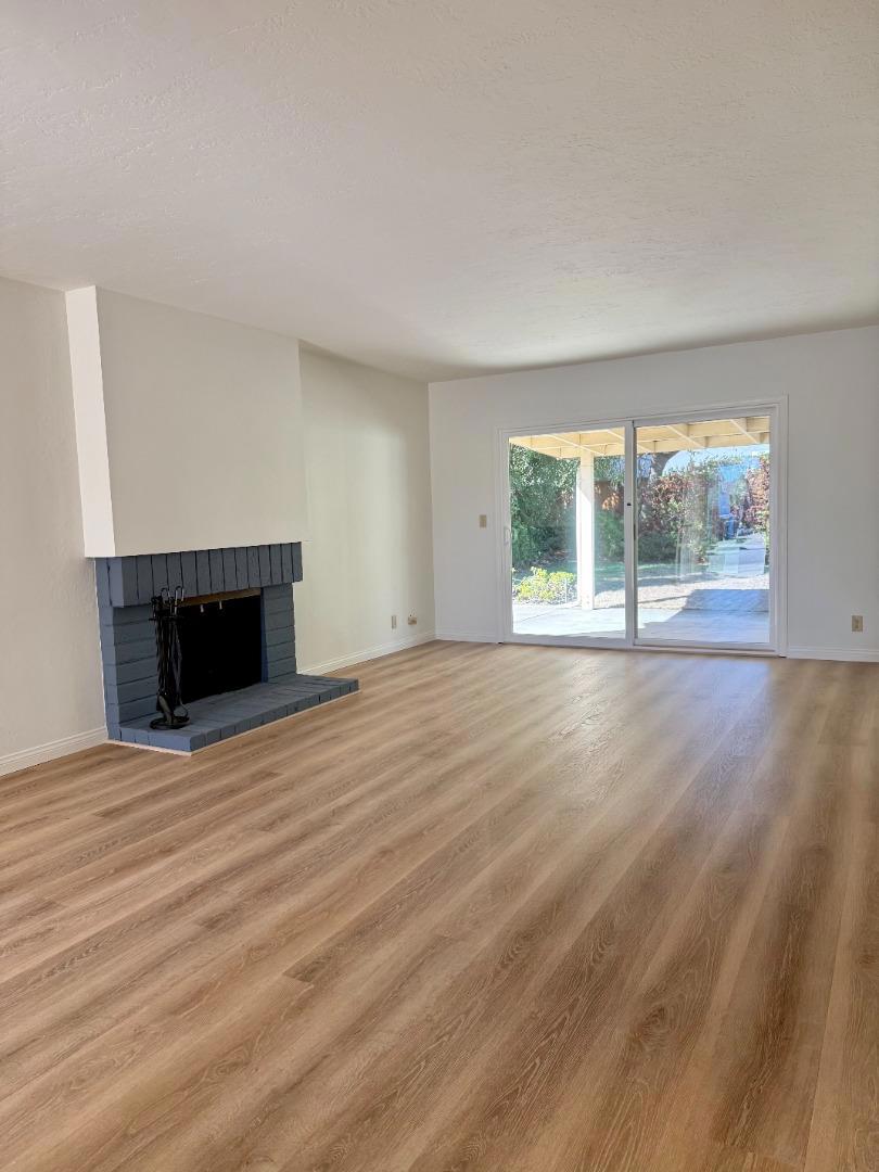 151 Winchester Court Property Photo 2