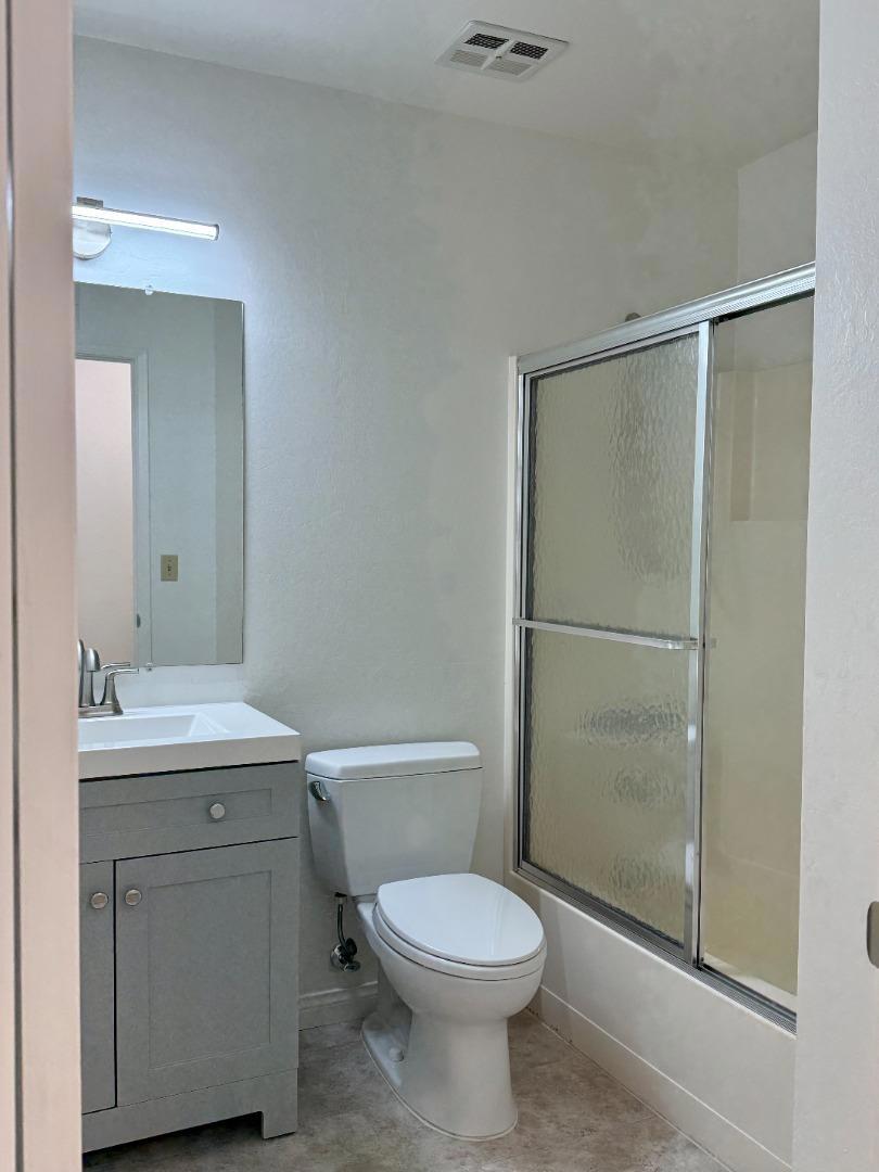 151 Winchester Court Property Photo 6
