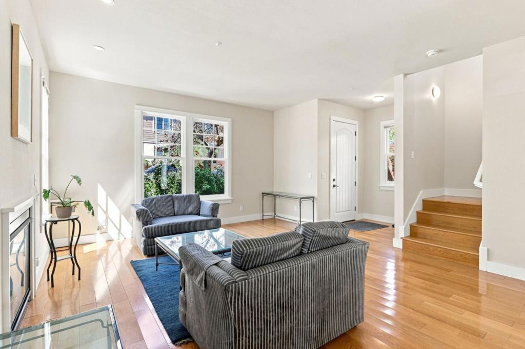 119 Tosca Terrace Property Photo 8
