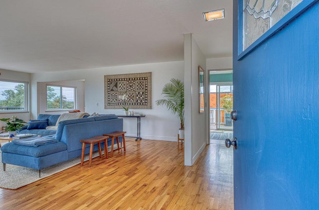 1321 Hoffman Avenue Property Photo 7