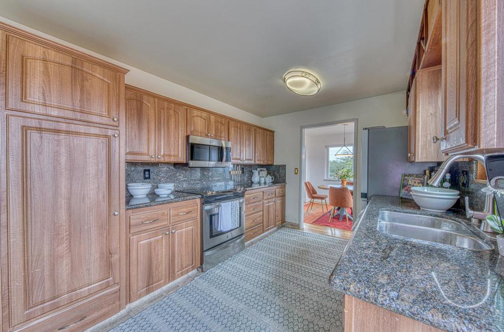 1321 Hoffman Avenue Property Photo 24