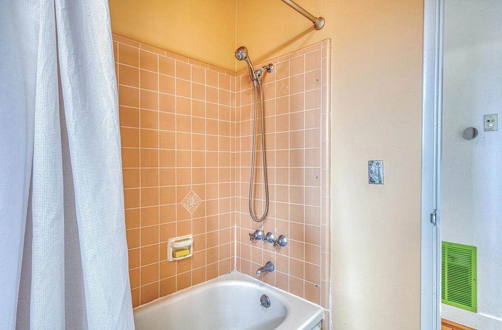 1321 Hoffman Avenue Property Photo 39