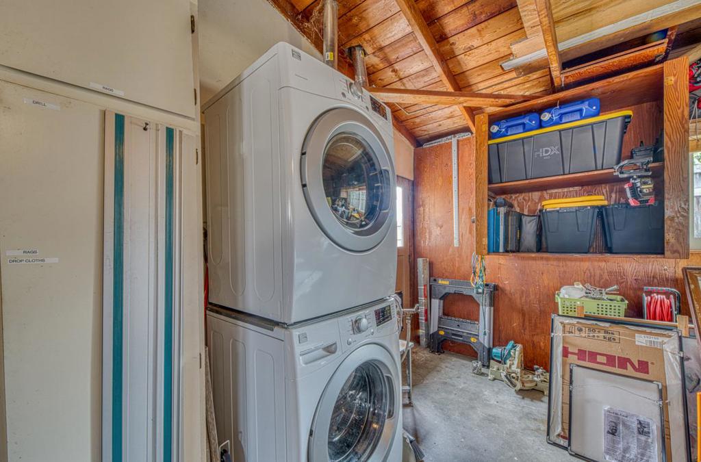 1321 Hoffman Avenue Property Photo 40