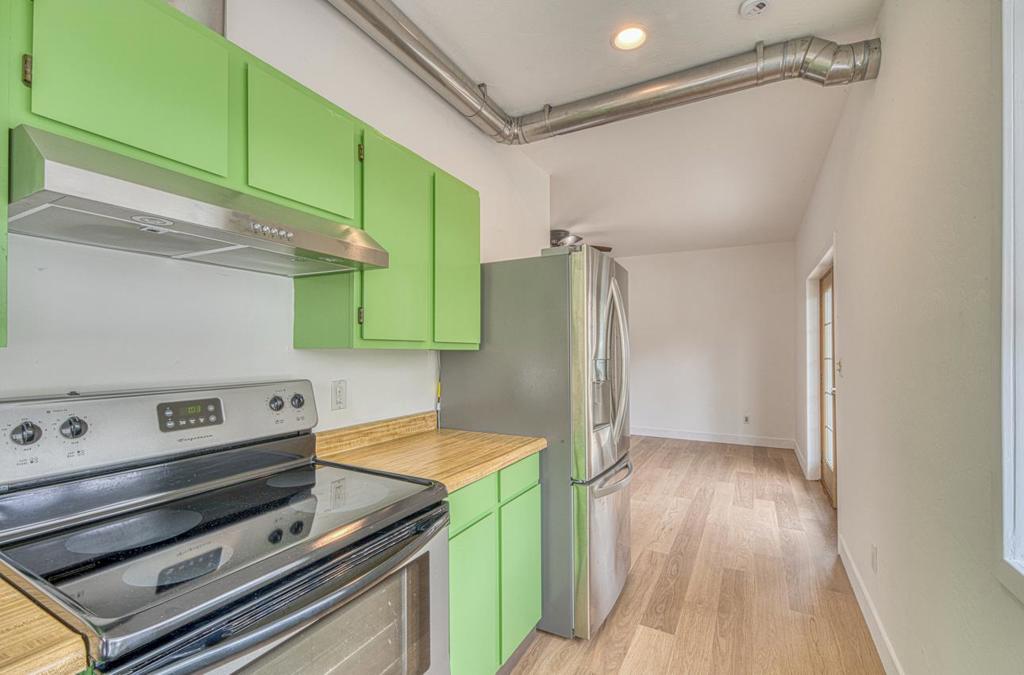 1321 Hoffman Avenue Property Photo 48