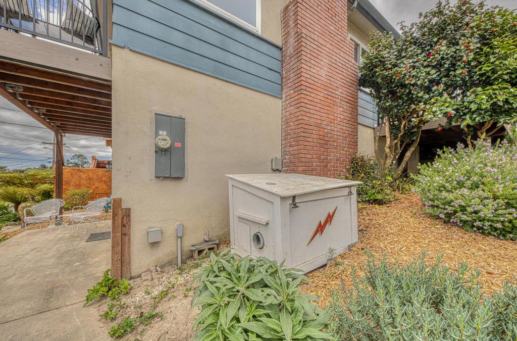1321 Hoffman Avenue Property Photo 55