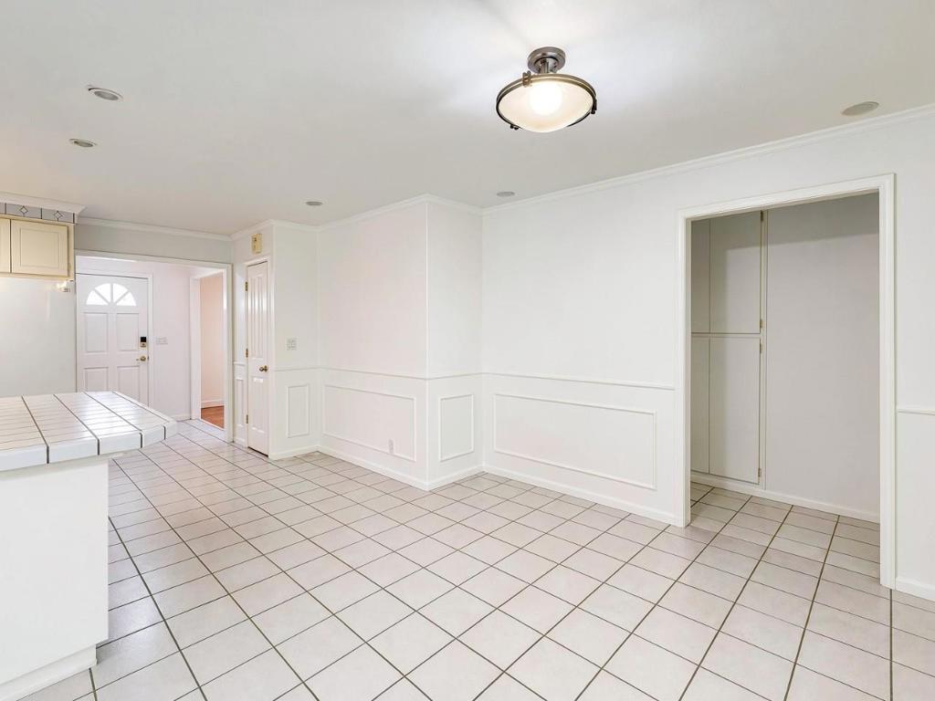 10 Chalon Circle Property Photo 10
