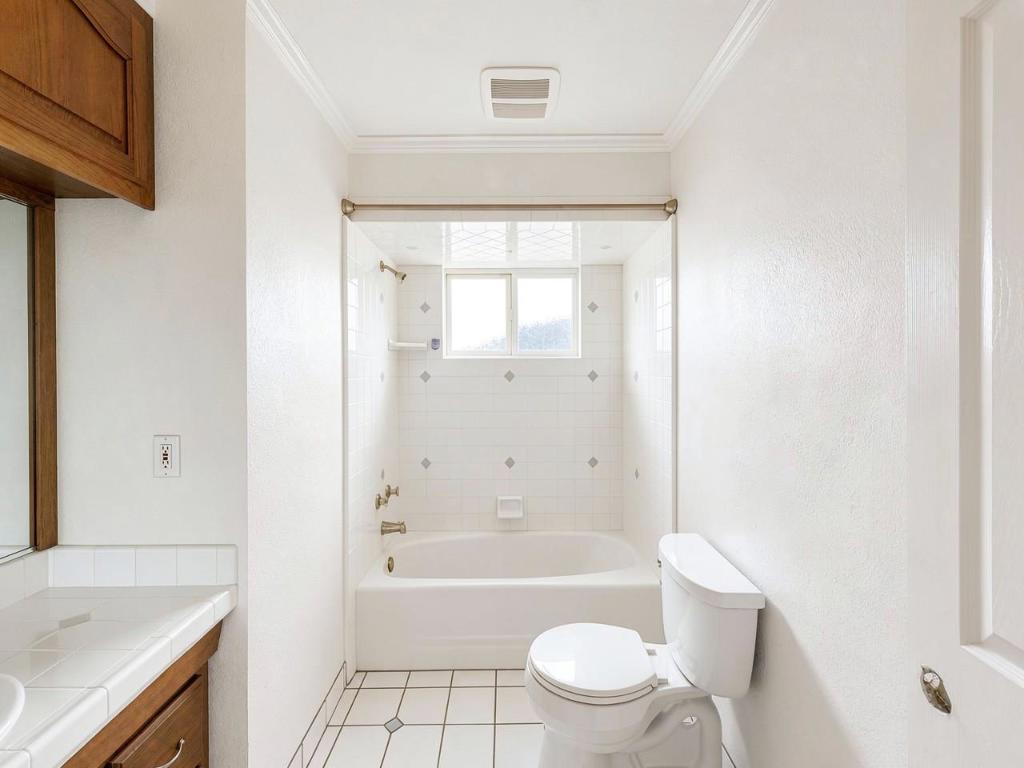 10 Chalon Circle Property Photo 20