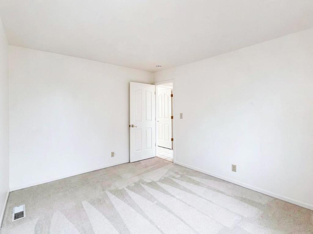 10 Chalon Circle Property Photo 22