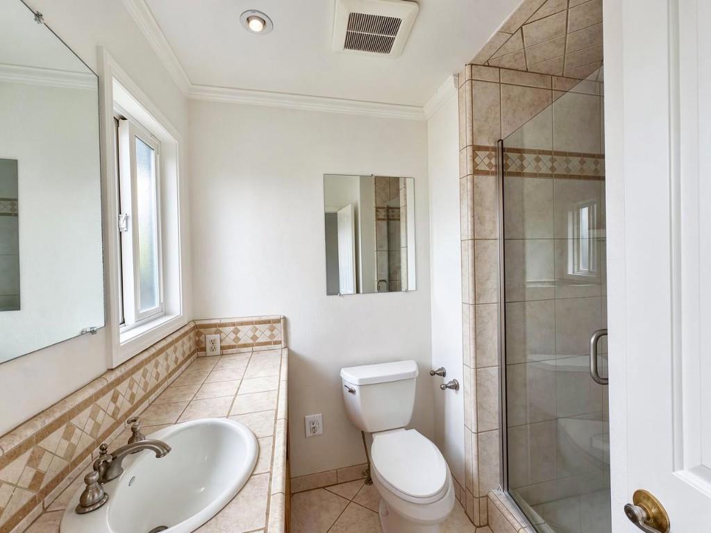 10 Chalon Circle Property Photo 25