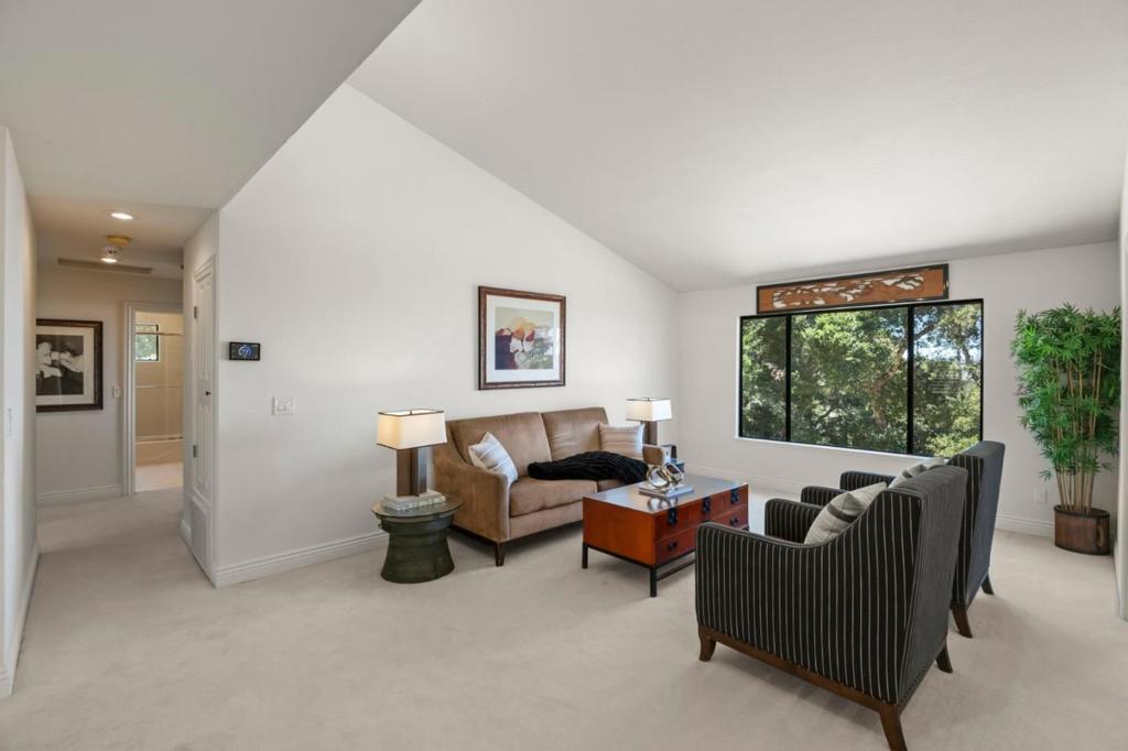 24635 Heather Heights Road Property Photo 8