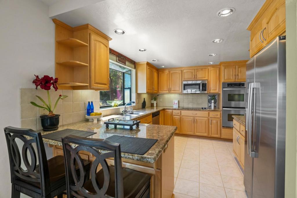24635 Heather Heights Road Property Photo 11
