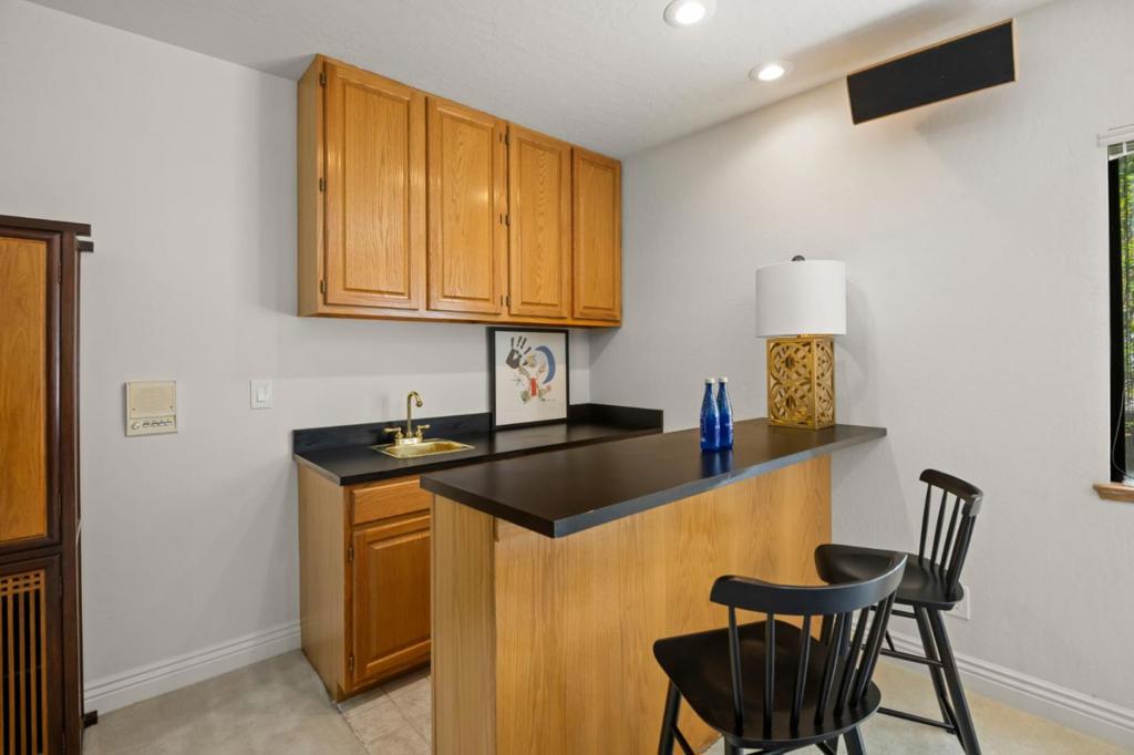 24635 Heather Heights Road Property Photo 26