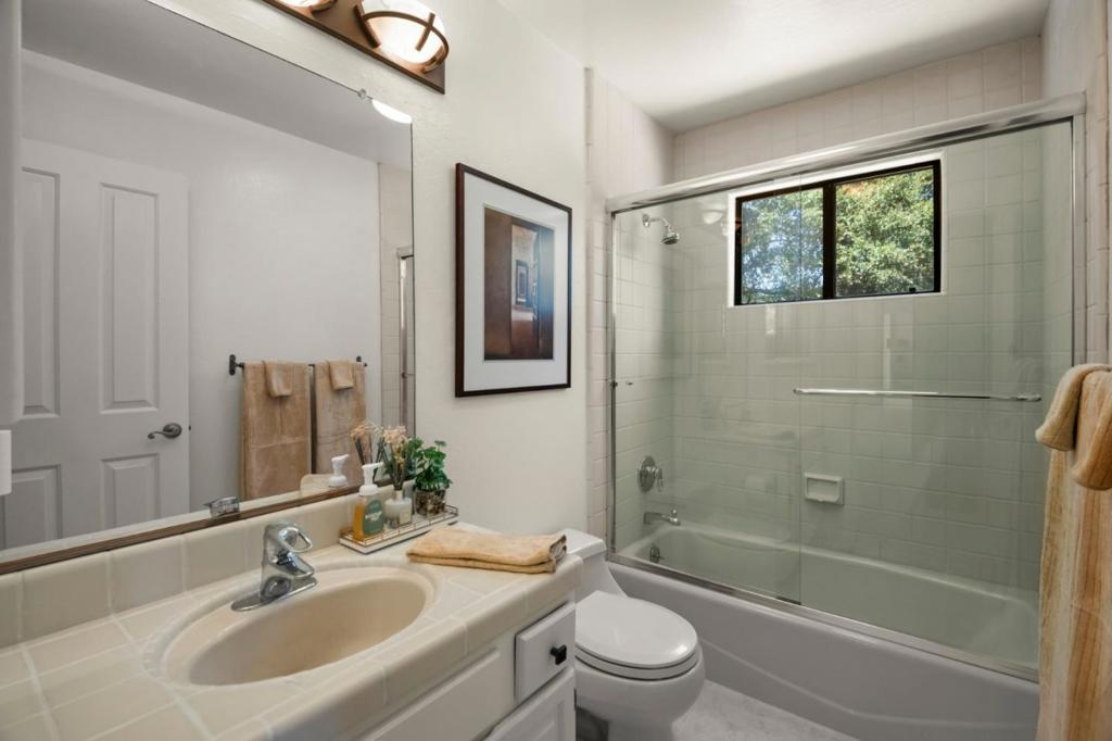 24635 Heather Heights Road Property Photo 35