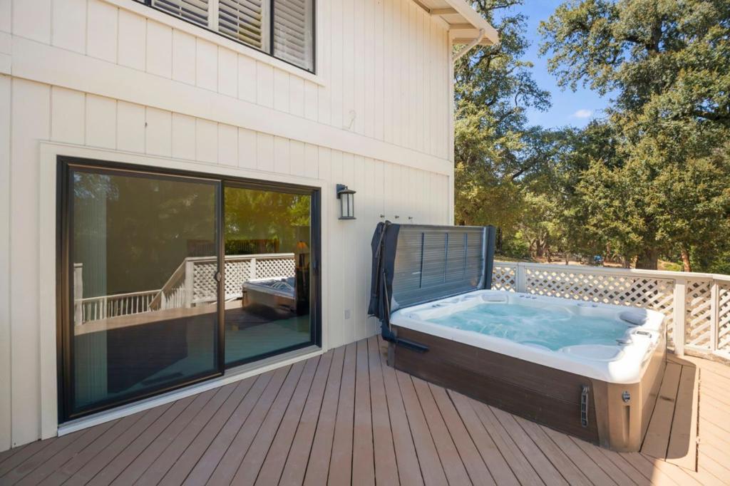 24635 Heather Heights Road Property Photo 36
