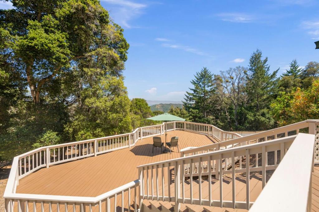 24635 Heather Heights Road Property Photo 43