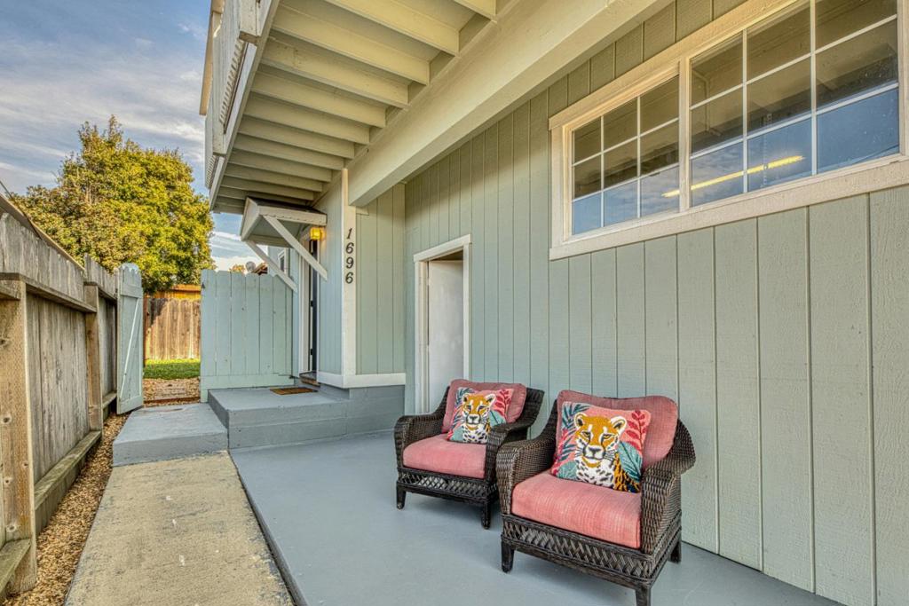 1696 Laguna Street Property Photo 2