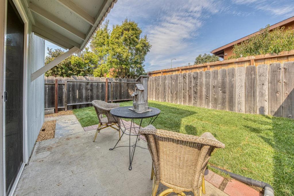 1696 Laguna Street Property Photo 16