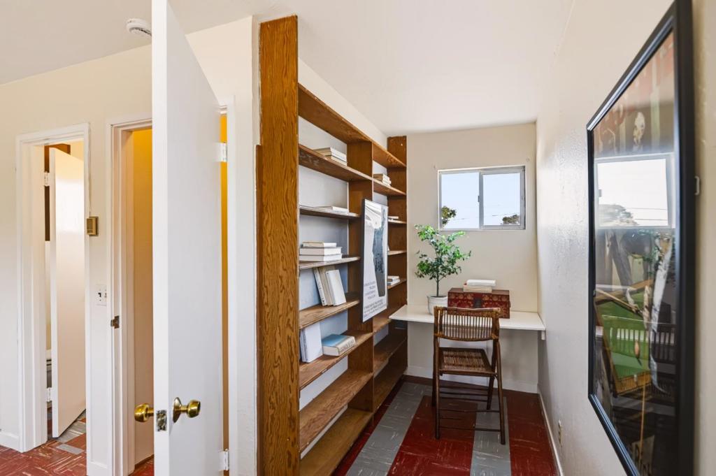 835 Pine Street Property Photo 13
