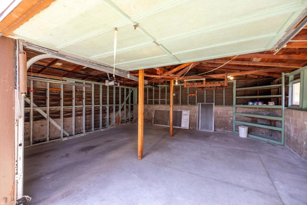 835 Pine Street Property Photo 26