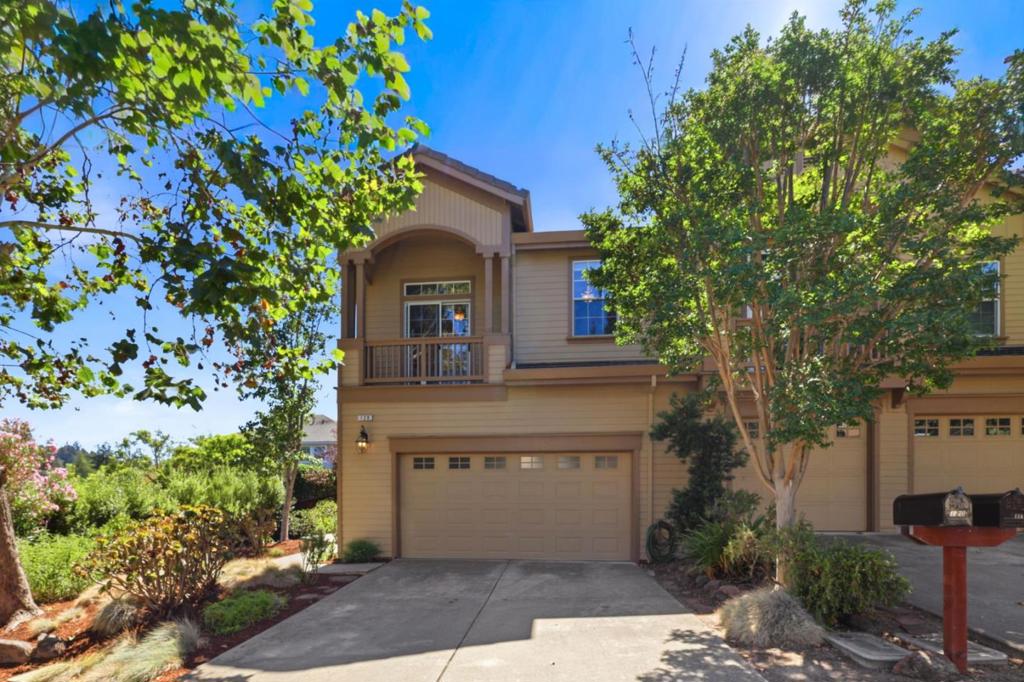 120 Kent Property Photo 1