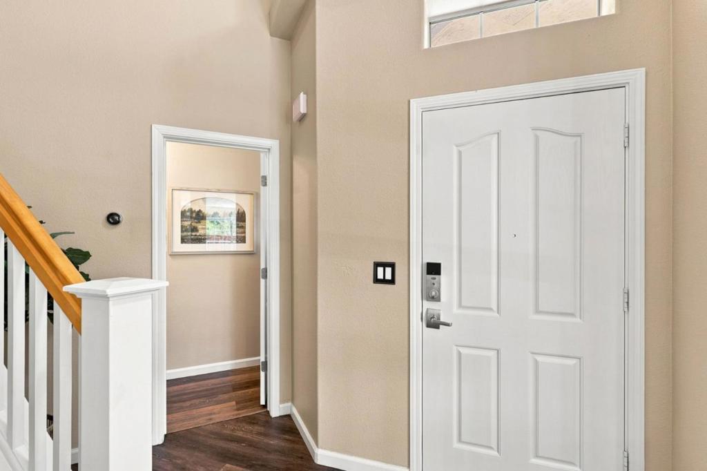 120 Kent Property Photo 6