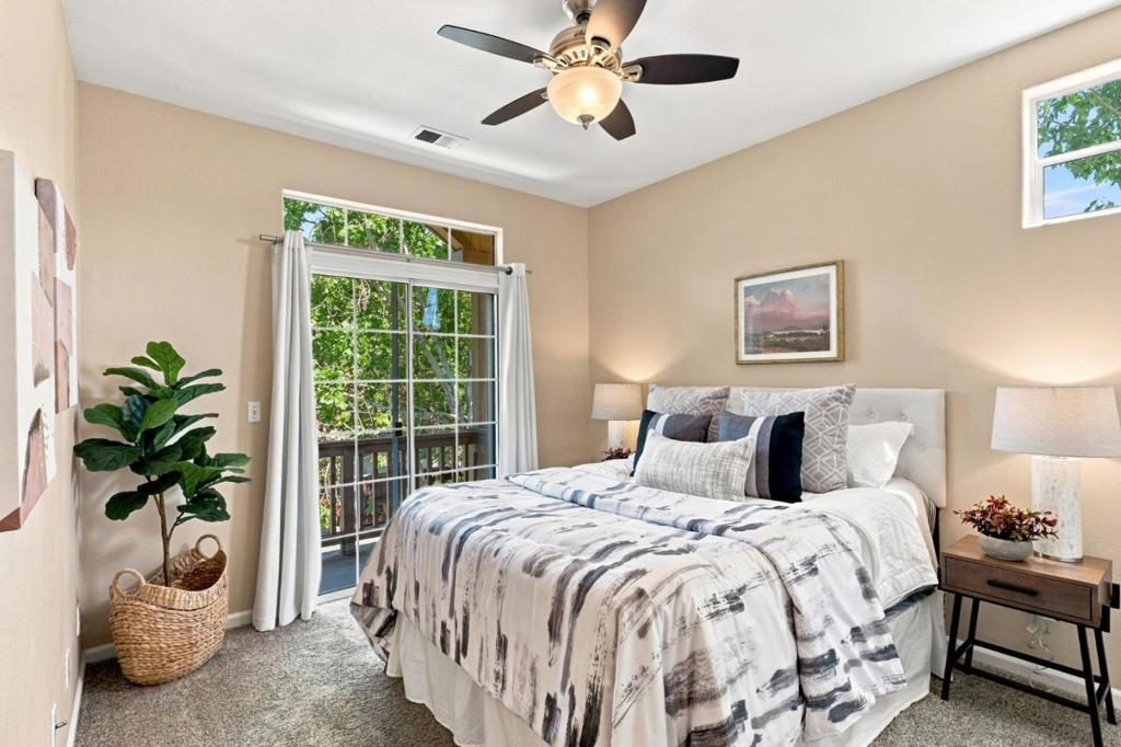 120 Kent Property Photo 21