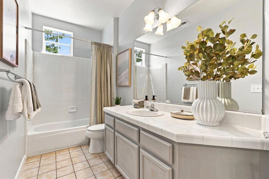 120 Kent Property Photo 25