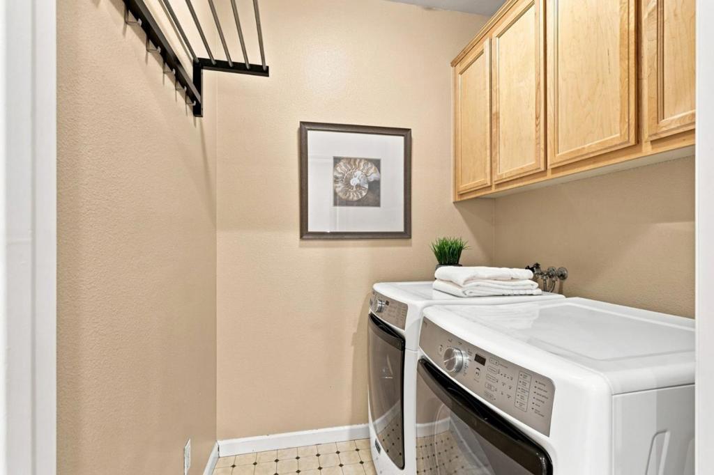 120 Kent Property Photo 28
