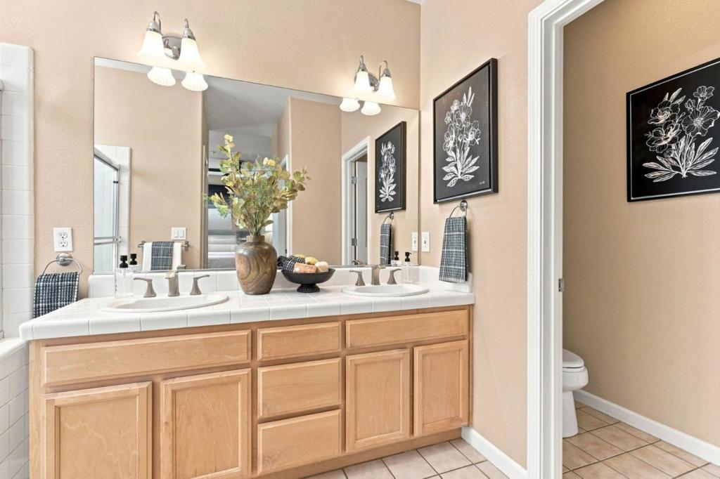 120 Kent Property Photo 31